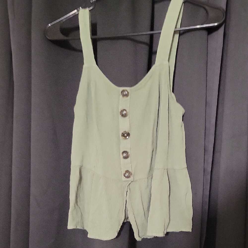 Stylish Green Crop Top with Button Detail